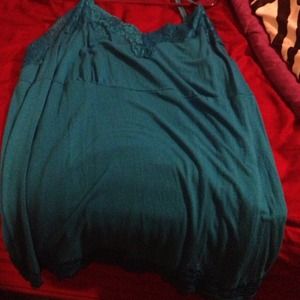 Blue tank top 💖