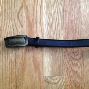 Donna Karan black leather belt