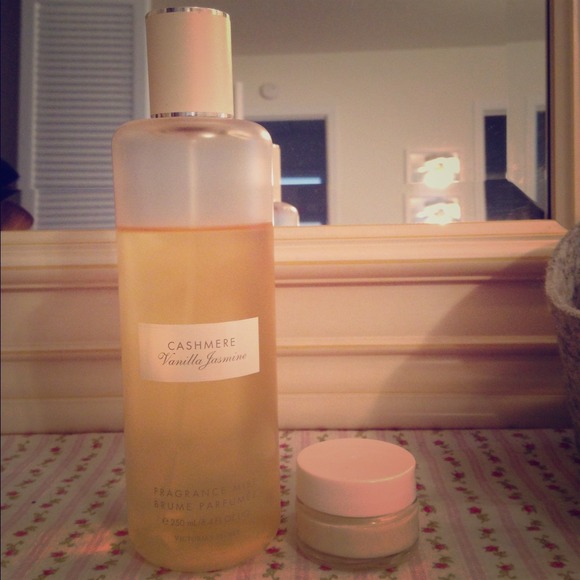 VS Cashmere