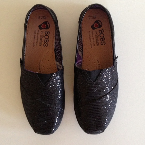 33 off Skecher�s Shoes Black glitter bobs from 🎀