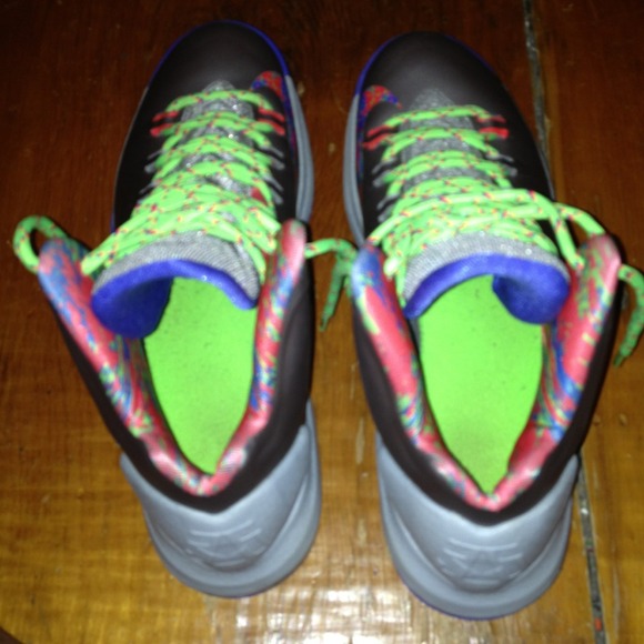 🔥Kd v splatters🔥 - Picture 4 of 4