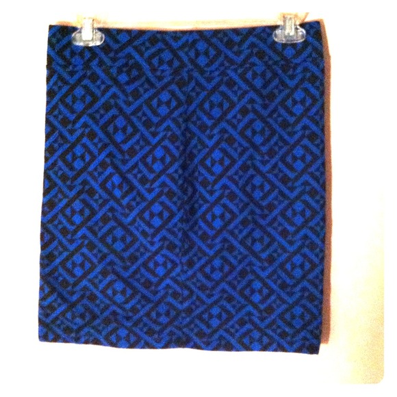 Blue/black abstract patterned skirt
