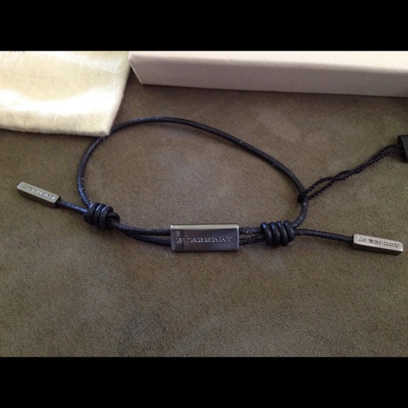 *****SOLD ON EBAY*****Authentic Burberry bracelet - Picture 2 of 4