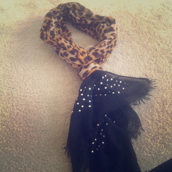 Scarf