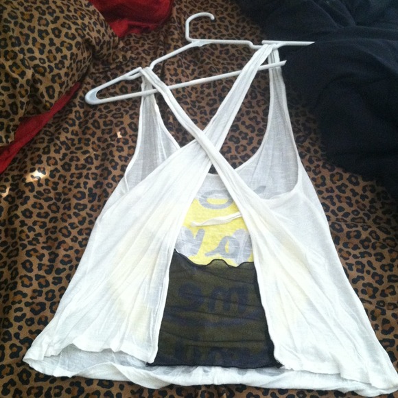 Cute tank😉 - Picture 2 of 2