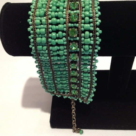 Bracelet - Picture 1 of 2