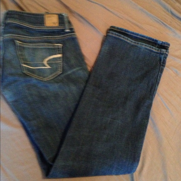 American eagle jeans!