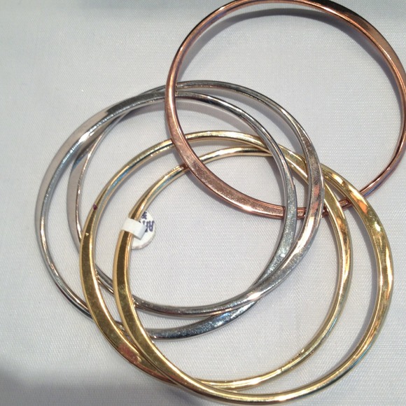Bracelet - Picture 1 of 1