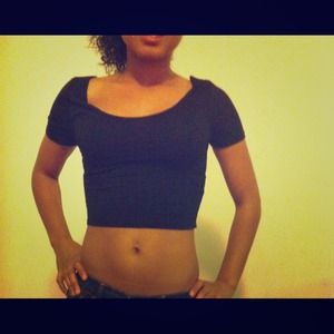Black Crop top