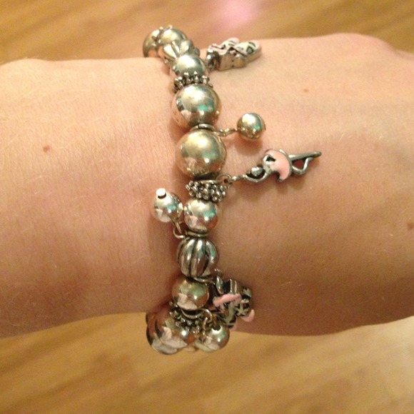 Charm bracelet