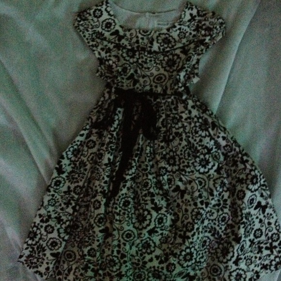 Beautiful cotton black and white girl dress