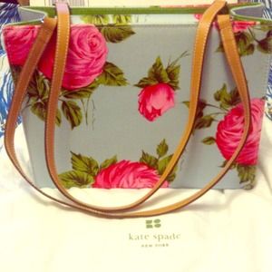 👉RESERVED for @kaeliebug👈 Brand New Kate Spade