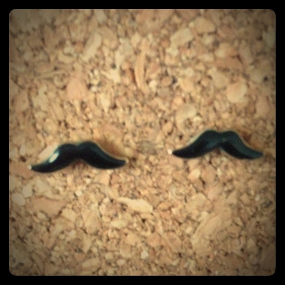 Mustache earrings!