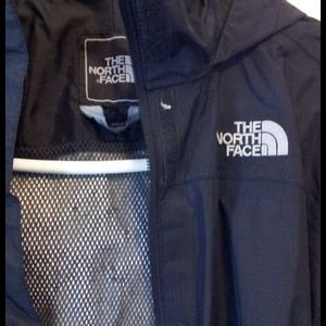 navy blue wind breaker north face jacket