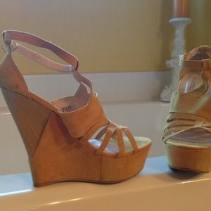 Yellow wedge heels