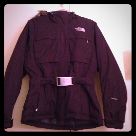 North Face coat. Great for the winter