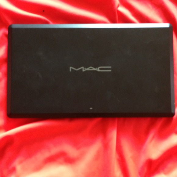 MAC eyeshadow Palette