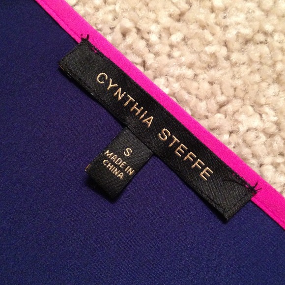 Brand New Cynthia Steffe Tie Front Shirt - Picture 3 of 4