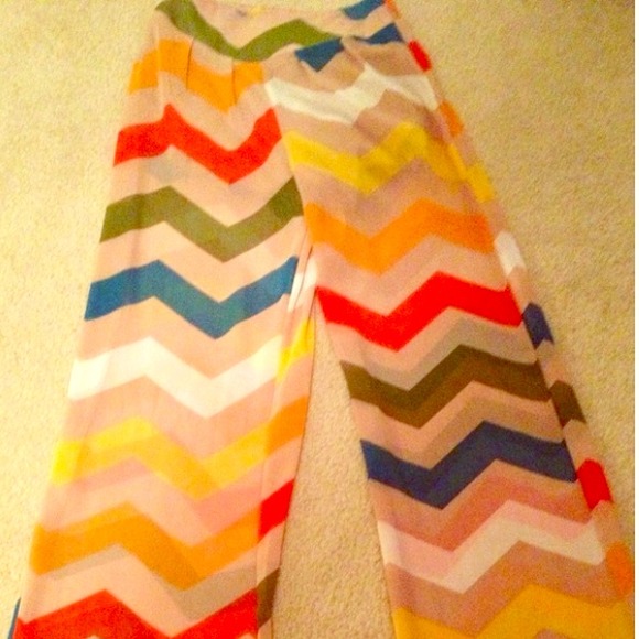 Chevron pants 😘😘