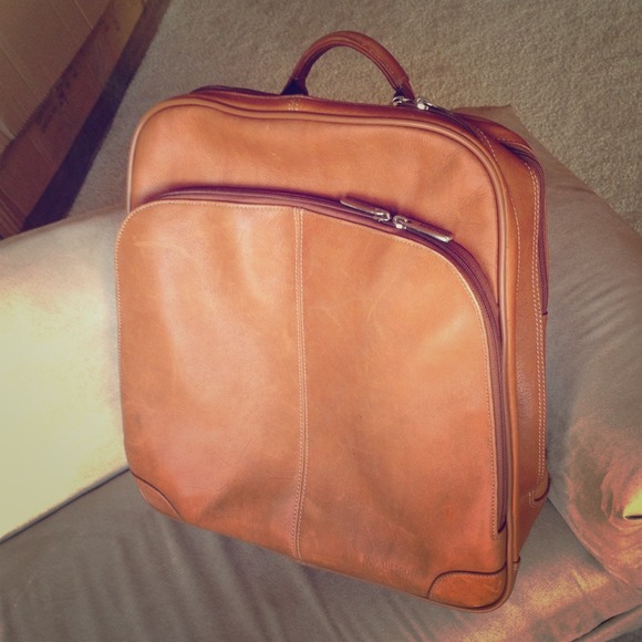 KC Reaction leather backpack