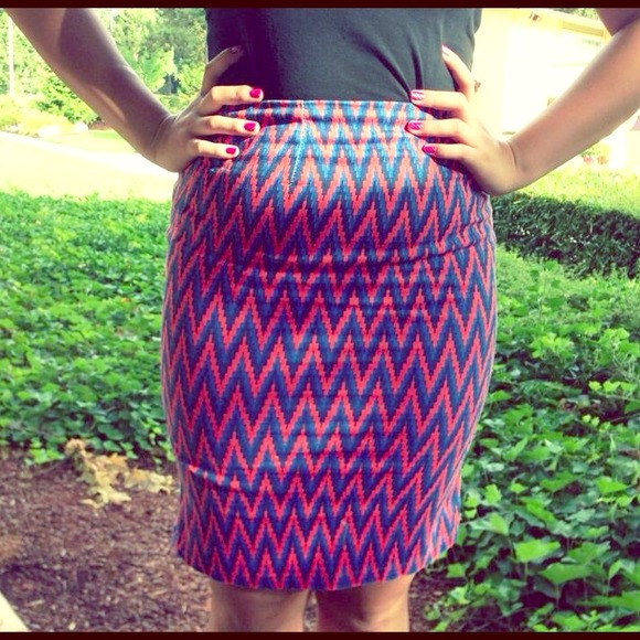 🚫SOLD🚫Colorful Chevron pencil skirt