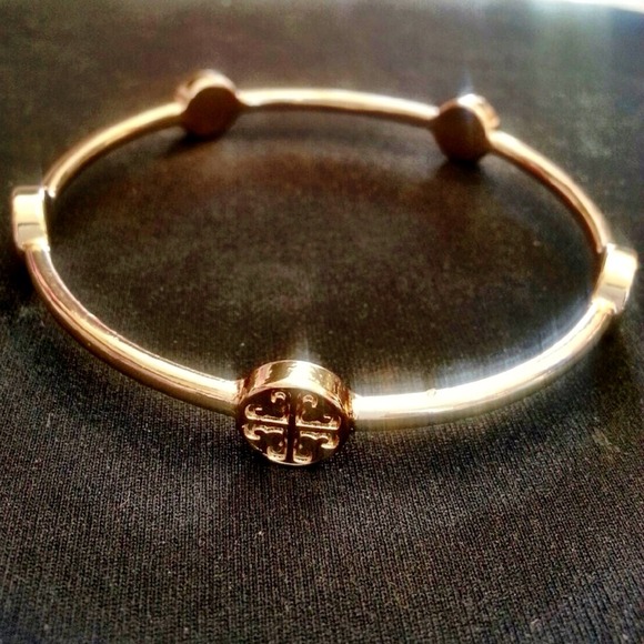 Tory inspired Bangle - Picture 2 of 3