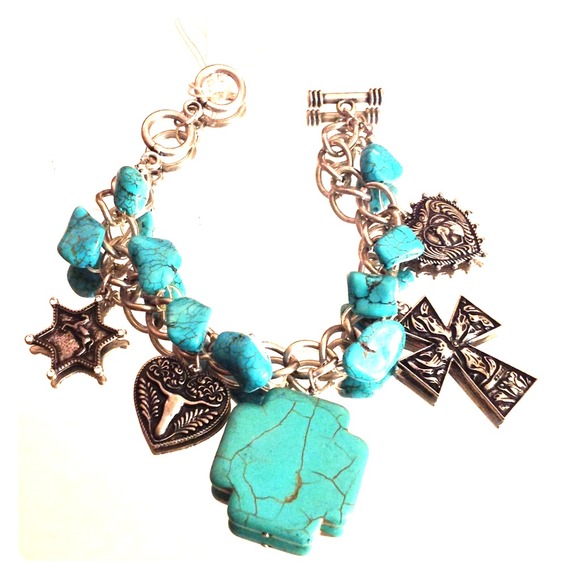 Country style Bracelet cute for any cowgirl !