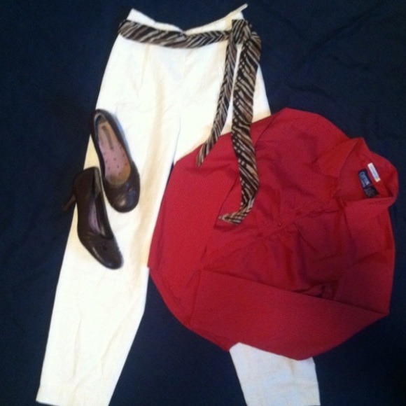 Cream tapered trousers - Picture 4 of 4