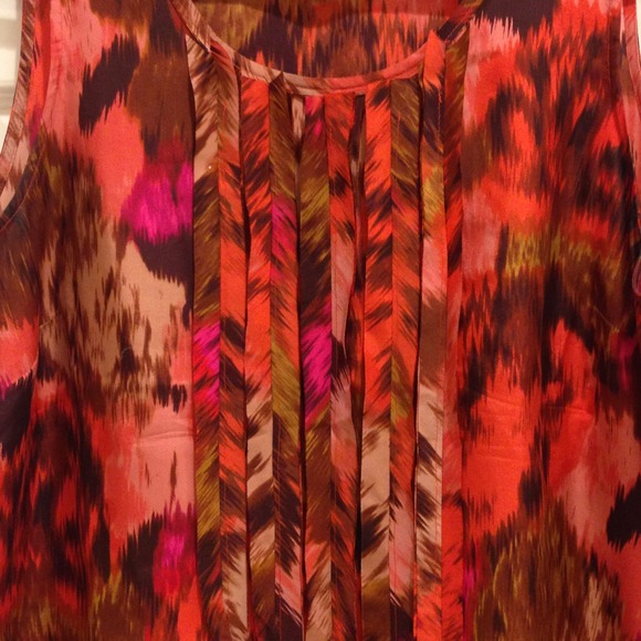 Sold in bundle! J.Crew 100% silk shell - Picture 3 of 3