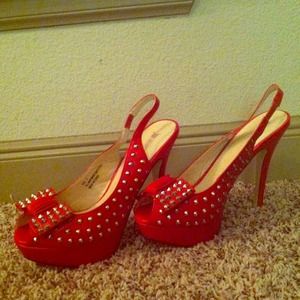 Sassy spikes heels