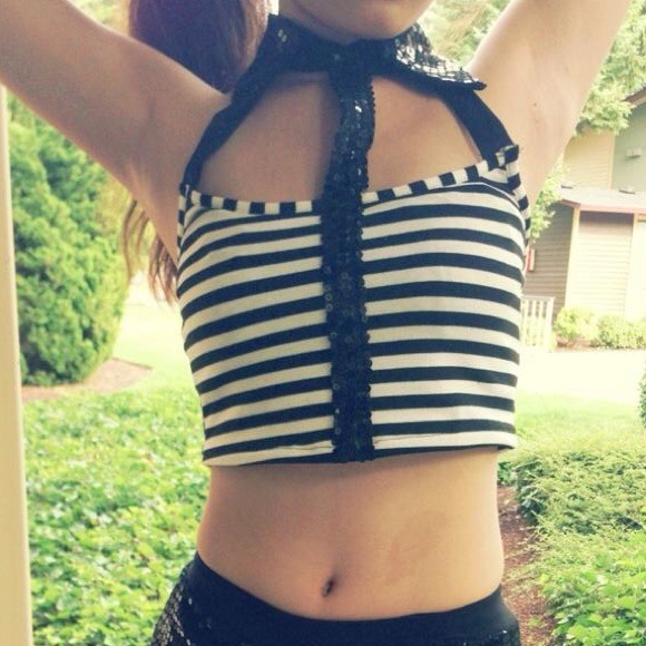 🚫SOLD🚫PRICE CUT! Sequin striped croptop