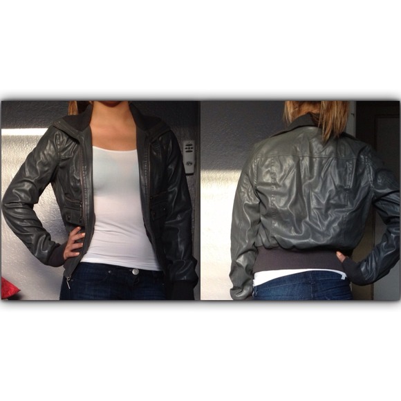 Jacket - Picture 1 of 4