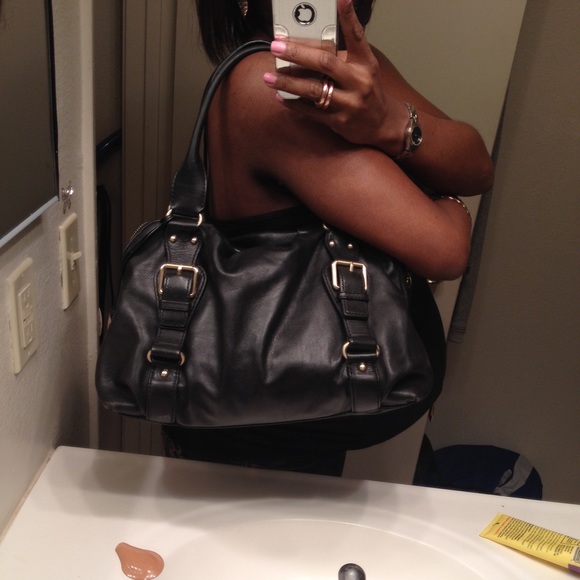 SOLD!!!! π―% Authentic Michael Kors bag - Picture 3 of 4