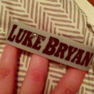 NOT SOLD!!! LUKE BRYAN Dirt Road Diaries bracelet