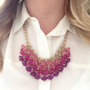 Bib necklace