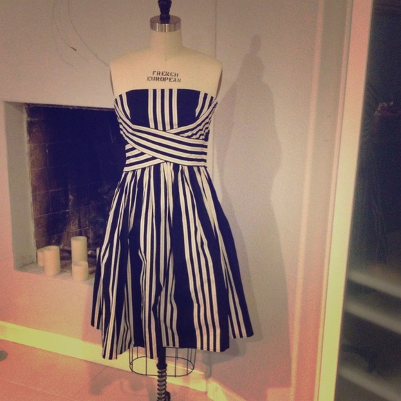 •••SOLD•••