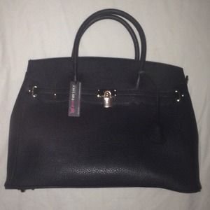 Icon Belted with Gold Trim Tote