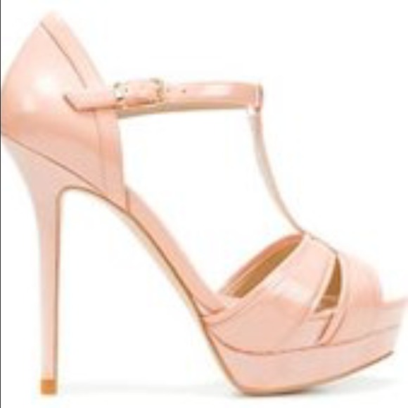 ❌SOLD❌Nude Zara heels