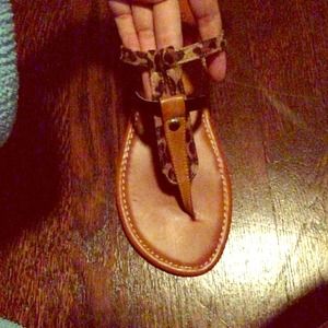 NEVER WORN CHEETAH STRAPY SANDALS!!