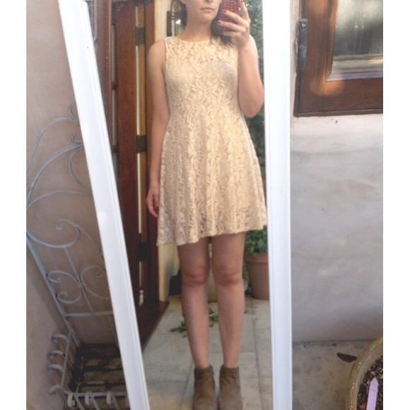 ⭐️sold⭐️ Free people Miles of Lace Dress - Picture 2 of 2