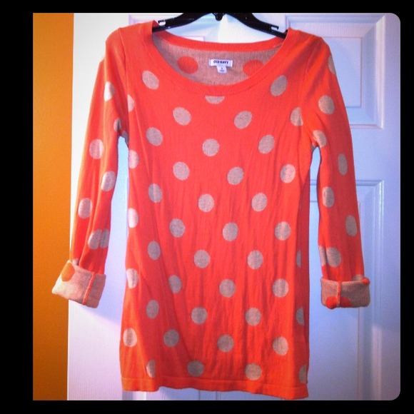 💥REDUCED PRICE💥 pink polka dotted sweater