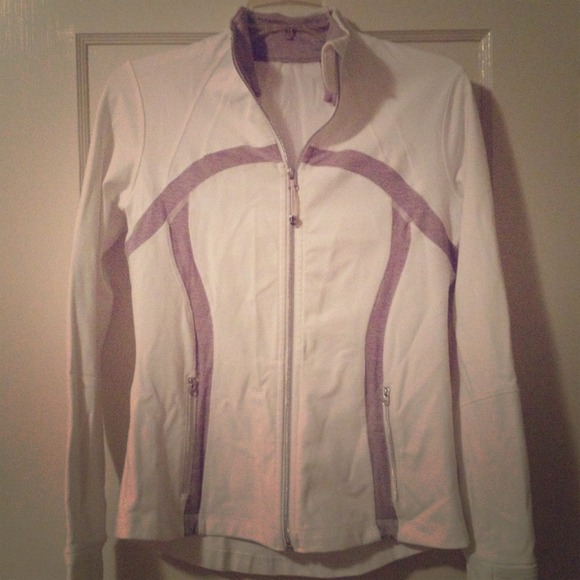 **SOLD*** Lululemon Define Jacket 10 (Fits Like 8)