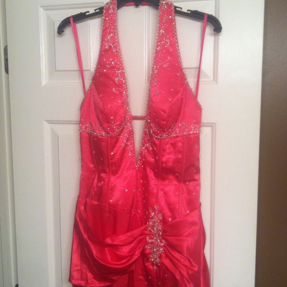 💥REDUCED PRICE💥Pink silk beaded prom dress