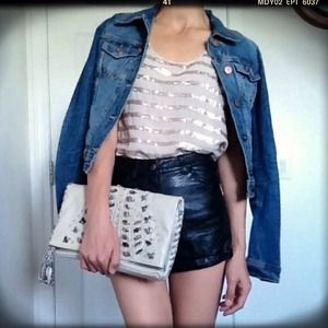🚫SOLD🚫 🎉HOST PICK🎉 Beige Sequin Striped Tank
