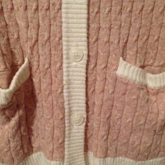 ❌❌SOLD in bundle❌❌Forever 21 blush cardigan - Picture 3 of 4