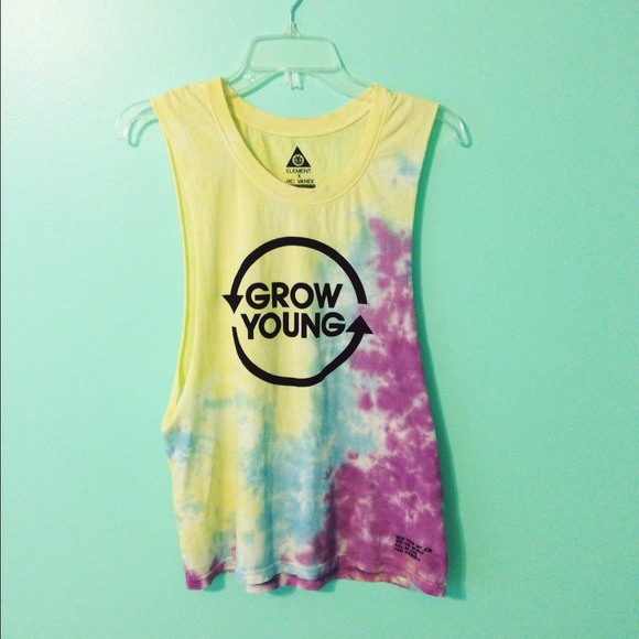 🚫SOLD🚫 Grow Young Tie Dye Tank - Picture 2 of 2