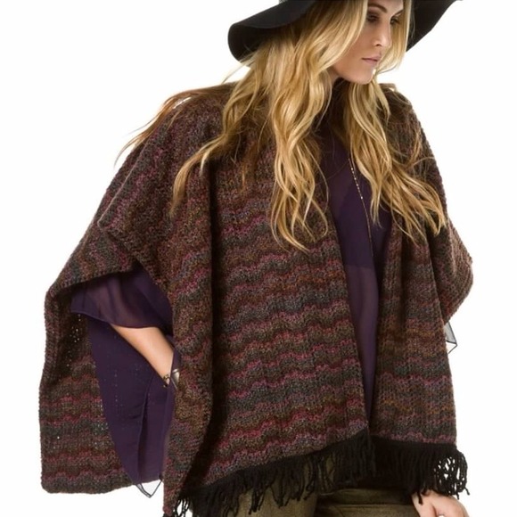 Sweaters - New! Oversized Sweater