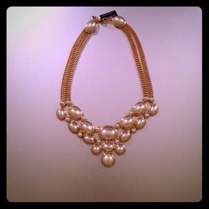 Banana republic necklace !