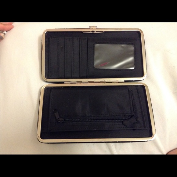 Wallet - Picture 3 of 3