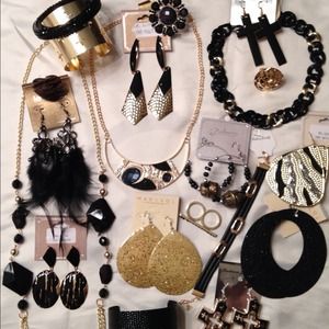 BRANDNEW FASHION JEWELRY! Only $2 each or 3 for $5